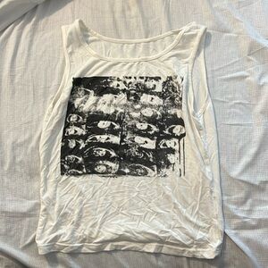 Mini graphic tank